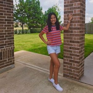 Meet your Posher, Camille